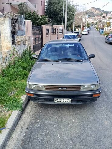 Toyota: Toyota Corolla: 1.3 l. | 1988 έ. Χάτσμπακ — 3