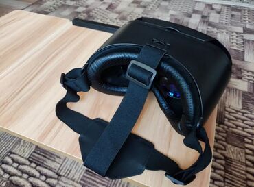 Аксессуары для видеоигр: Продаю или меняю очки виртуальной реальности VR. Модель VRG X7 PRO