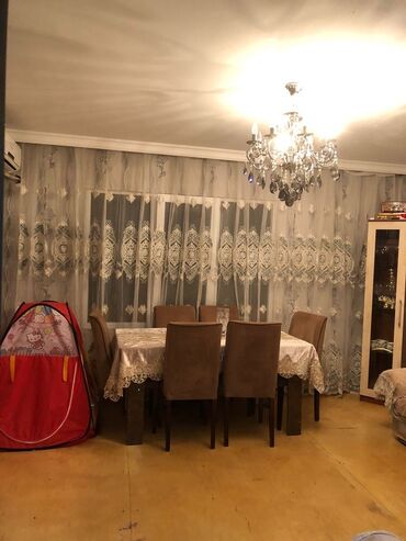 входные и межкомнатные двери: Для гостиной, Раскладной, Прямоугольный стол, 6 стульев