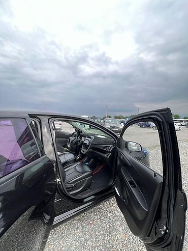 Chevrolet: Chevrolet Spark: 2018 г., 1 л, Автомат, Бензин, Хэтчбэк — 17