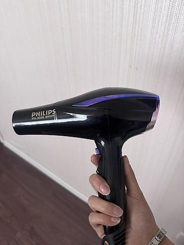 Philips PH-3058 fen - Güc: 8000W (korpus üzərində qeyd) - Rəng: qara