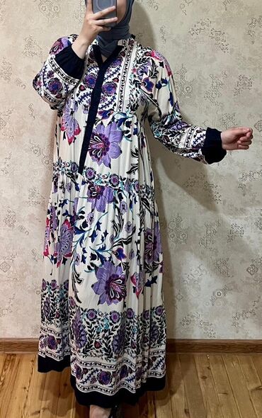 Gündəlik donlar: Hamisi çox baha alinib, her biri 1-ce defe geyinilib ve çox münasib — 18