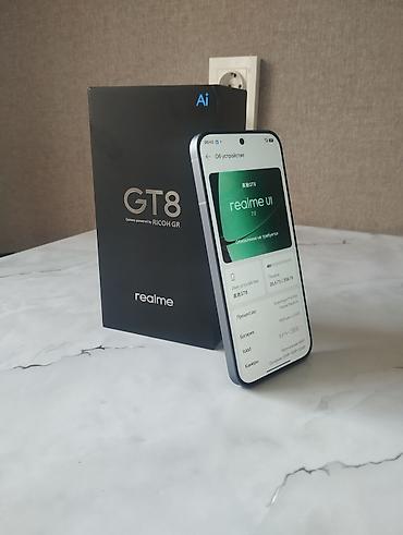 apple zone: Realme 8, Б/у, 256 ГБ, цвет - Серый, 2 SIM — 3