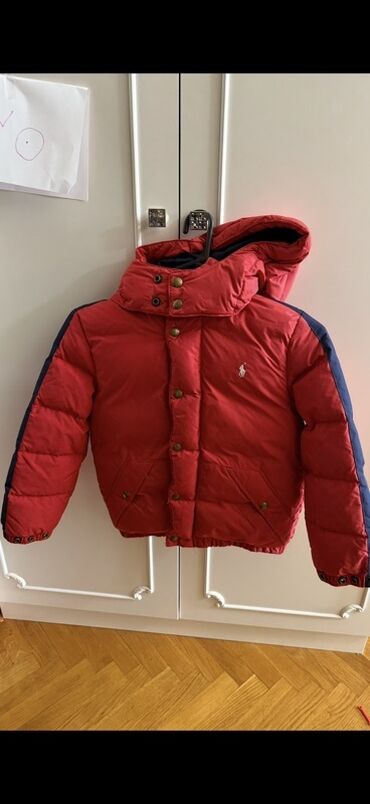 детская и подростковая одежда: Uşaq üçün qışlıq şişmə gödəkçə 7-8 yash - Rəng: qırmızı, qolların yan