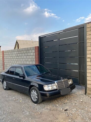 миз 82 1: Mercedes-Benz E-Class: 1990 г., 2.3 л, Механика, Бензин, Седан