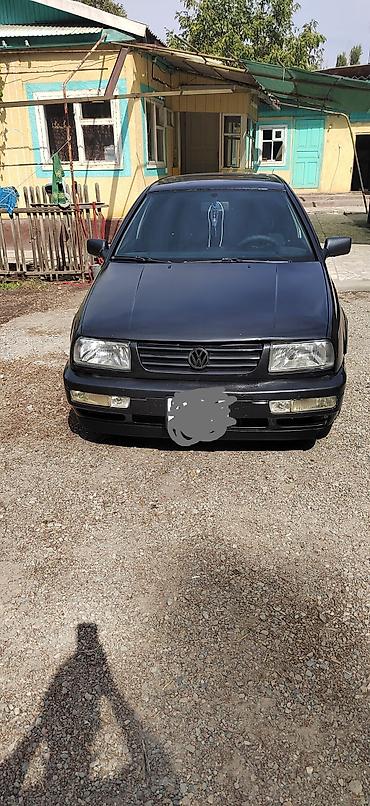 Унаа сатуу: Volkswagen Vento: 1994 г., 1.8 л, Кол менен иштөөчү, Бензин, Седан — 4