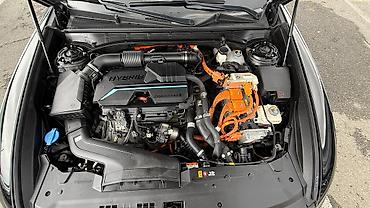 infinity g35: Hyundai Grandeur: 2023 г., 1.6 л, Автомат, Бензин, Седан — 10