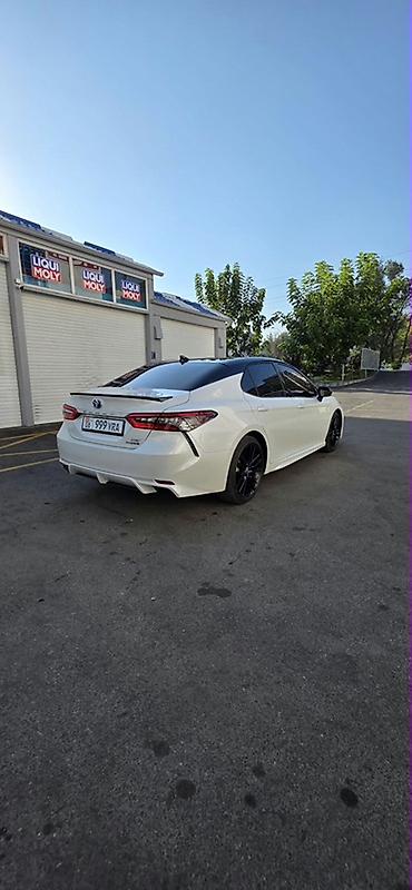камри 70 2022: Toyota Camry: 2022 г., 2.5 л, Автомат, Гибрид, Седан — 6