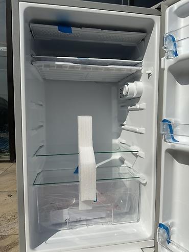 Холодильники: Мини-холодильник CHiQ - Общий объем: 92 л - Класс — 5