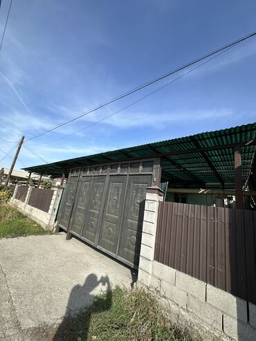 бишкек дом продается: Үй, 80 кв. м, 4 бөлмө, Кыймылсыз мүлк агенттиги, Эски ремонт