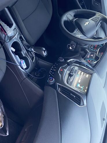 Chevrolet: Chevrolet Cruze: 1.4 l | 2018 il 185000 km Sedan — 19