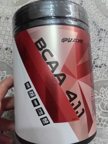 Маски, очки: GrizzOne markalı, qırmızı və qara rənglərdə BCAA 4.1.1. əlavəsi. Bu