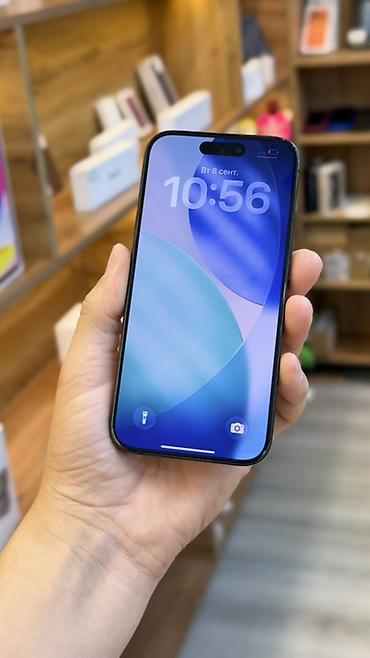 z flip 4: IPhone 15 Pro, 128 ГБ, цвет тёмный (на фото). Ключевые особенности — 4