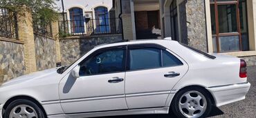 Mercedes-Benz: Mercedes-Benz C-Sinif (W202) sedan - Kuzov: ağ rəng, 4 qapılı sedan — 7