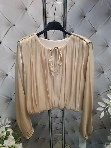 satenska majica: Ženska satenska bluza sa mašnom na dekolteu - Model: lepršava — 1