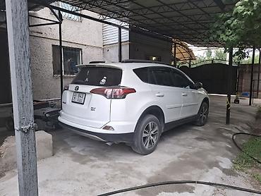 тойота рав 4 2017: Toyota RAV4: 2017 г., 2.4 л, Автомат, Бензин, Кроссовер — 1