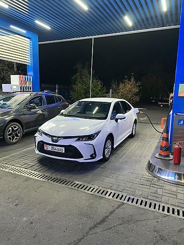 Toyota Corolla: 2023 г., 1.8 л, Автомат, Гибрид, Седан