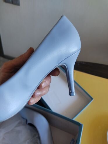 женские туфли: Туфли, Размер: 36, цвет - Голубой, Б/у