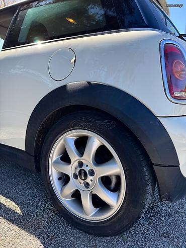 Mini: Βαγγέλης — 5