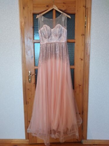 Ziyafət donları: Geyimler hamisi birlikte ve ya tek tek satilir. Maraqlananlar mesja — 1