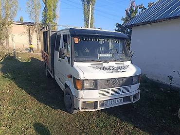 тягачи рено: Грузовик, Mercedes-Benz, Дубль, 3 т, Б/у — 1