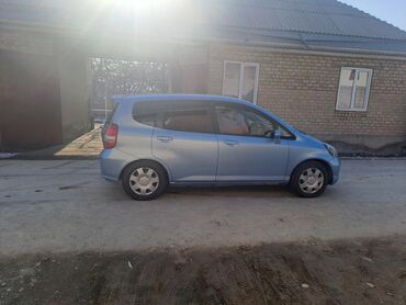 xonda srv: Honda Fit: 2002 г., 1.3 л, Вариатор, Бензин, Хетчбек