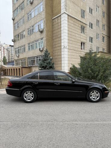 экономичные машины: Mercedes-Benz E-Class: 2003 г., 3.2 л, Автомат, Бензин, Седан