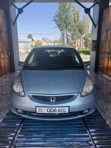 накитка на фит: Honda Fit: 2005 г., 1.5 л, Автоматтык, Бензин, Хетчбек
