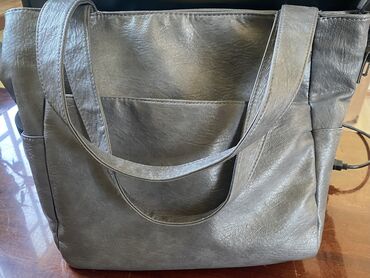 сумочки бу: Шопер+сумочка за 500 сом