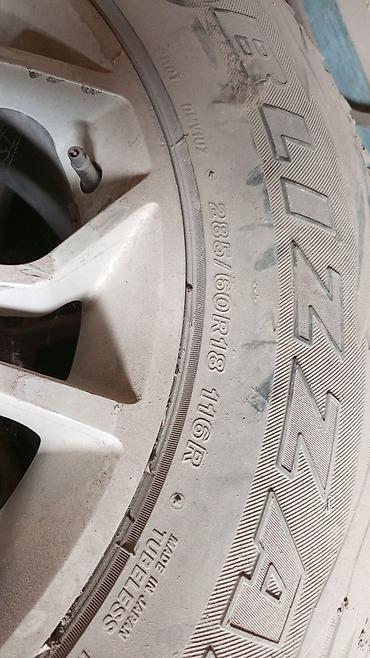 набор щеток: Комплект зимних шин Bridgestone Blizzak DMV2 на литых дисках — 4
