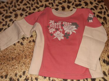 Duksevi: Dečija dukserica vel 6 — 9