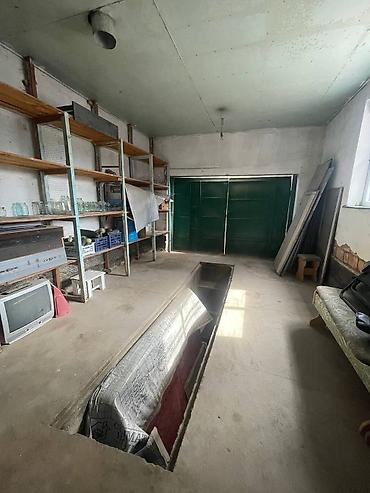 Продажа коттеджей и домов: 🏡 Эки кабаттуу үй сатылат! Үйдө жашоого ыңгайлуу шарттар түзүлгөн — 15