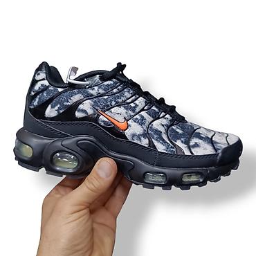 grubin plasticne papuce: Nike air max tn patike A klasa NOVO Novo Brojevi 36 do 41 fb Moja — 1