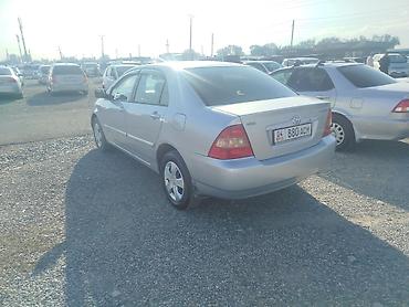 дви: Toyota Corolla: 2002 г., Автомат, Бензин, Седан — 3