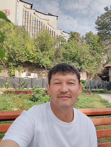 садовник дворник: Услуги садовника и ухода за участком - Уход за газонами: стрижка — 1