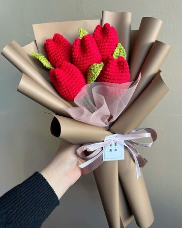 Süni güllər: El iwi, toxulmuw guller zakaz ile satilir — 11