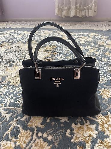 coach бишкек: Классикалык сумка, Prada, Материалы: Замша, Аялдарга, Колдонулган — 1