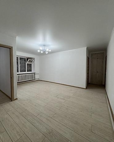 квартира 3500: 3 комнаты, 55 м², Хрущевка, 1 этаж, Требуется ремонт — 4