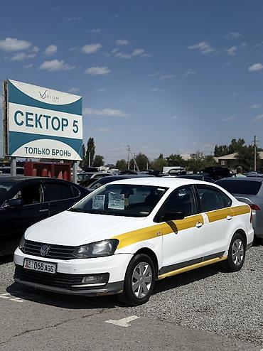 авто полотка: Volkswagen Polo: 2018 г., 1.6 л, Автомат, Газ, Седан — 2