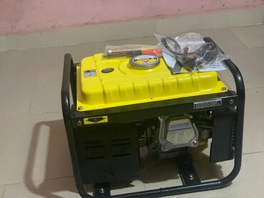 Сухие строительные материалы: Portativ elektrik generatoru elektrik enerjisi ehtiyacı olan yerlər