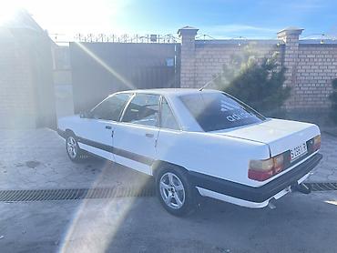 Audi: Audi 100: 1989 г., 1.8 л, Механика, Газ, Седан — 5