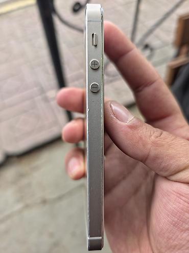 Apple iPhone: IPhone SE, Ağ, Barmaq izi — 9