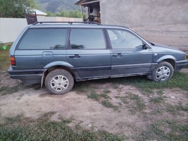 ош арзан машина: Volkswagen Passat: 1989 г., 1.8 л, Механика, Бензин, Универсал