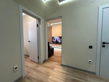2 комнатная квартира токмок: 1 комната, 47 м², 2 этаж, Дизайнерский ремонт