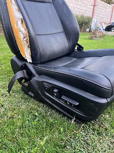 Другие автозапчасти: Продаю запчасти на Lexus es от 2017 года Салон, обшивки, двери 4 шт — 7