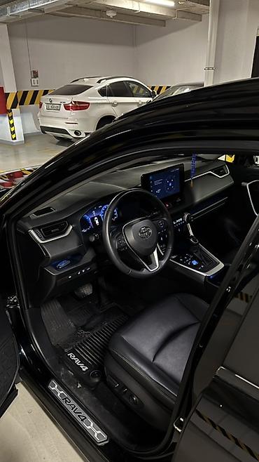 2023: Toyota RAV4: 2023 г., 2 л, Автомат, Бензин, Кроссовер — 10