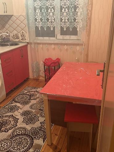 nzs de satilan heyet evleri: Xırdalan şəhəri H.Əliyev pr. kirayə mənzil verilir. 2/2 mərtəbəsi, 2 — 10