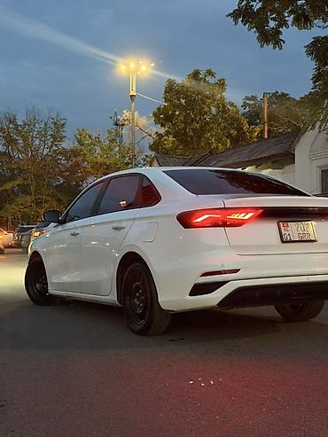 geely emgrand: Geely Emgrand: 2023 г., 1.6 л, Автомат, Бензин, Седан — 4