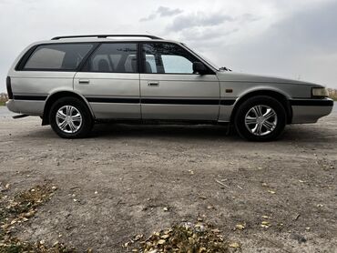 обмен на авто с доплатой: Mazda 626: 1992 г., 2 л, Механика, Бензин, Универсал