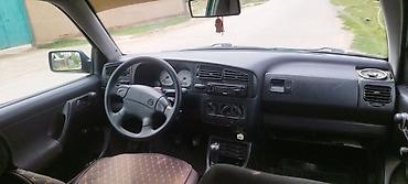 электр унаа: Volkswagen Golf: 1996 г., 1.6 л, Кол менен иштөөчү, Бензин, Хетчбек — 4